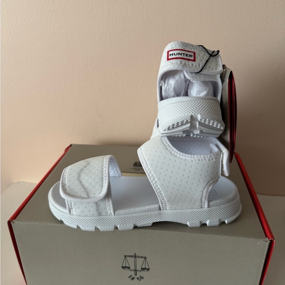 Hunter Original Outdoor Sandal. New. Size: 1 - Picture 10 of 14